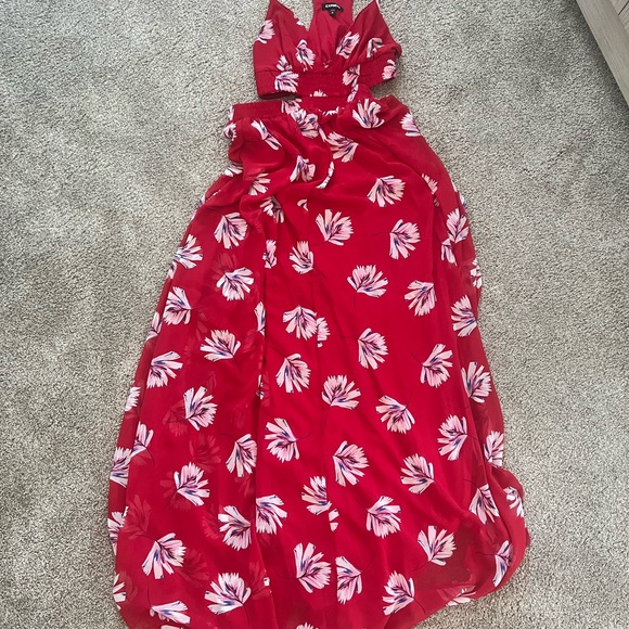 Express Palm Print Cut-Out Maxi Dress - Picture 3 of 4